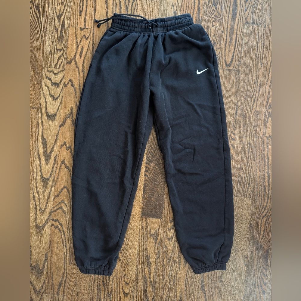 Nike Men's Black Sweatpants